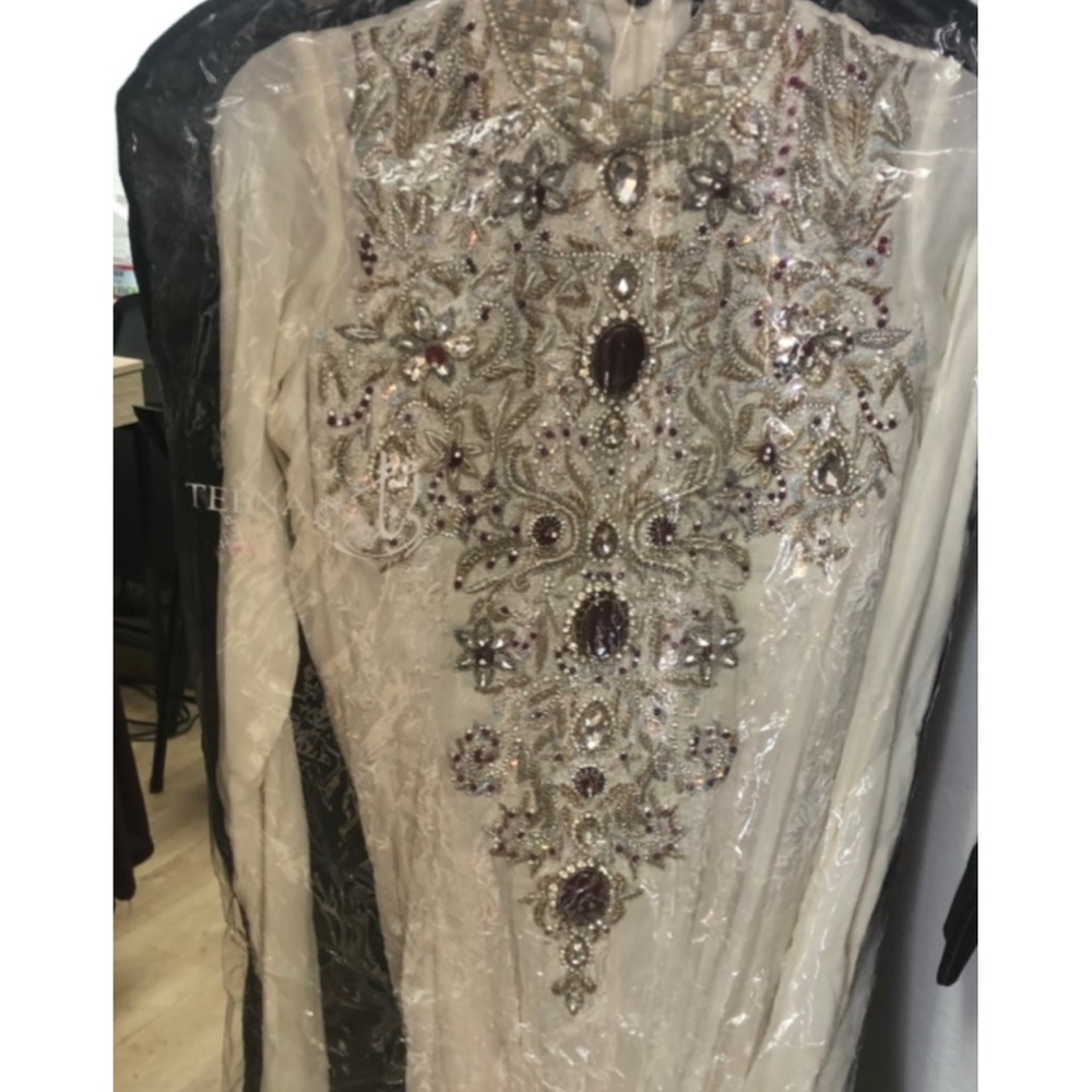 Designer chiffon and silk maxi dress - Picture 4 of 4